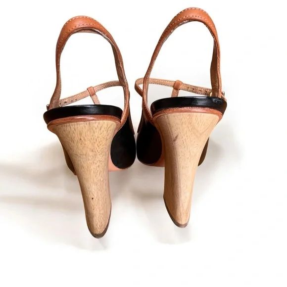 ⭐️ Coach Black Tan Slingback Heels T-Strap with Chunky Heel Size 8B - Picture 10 of 14